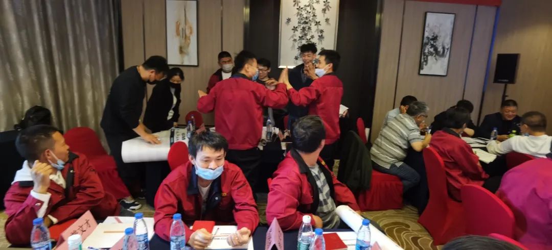 促提升，強(qiáng)管理！冠科集團(tuán)舉辦管理層領(lǐng)導(dǎo)力培訓(xùn)